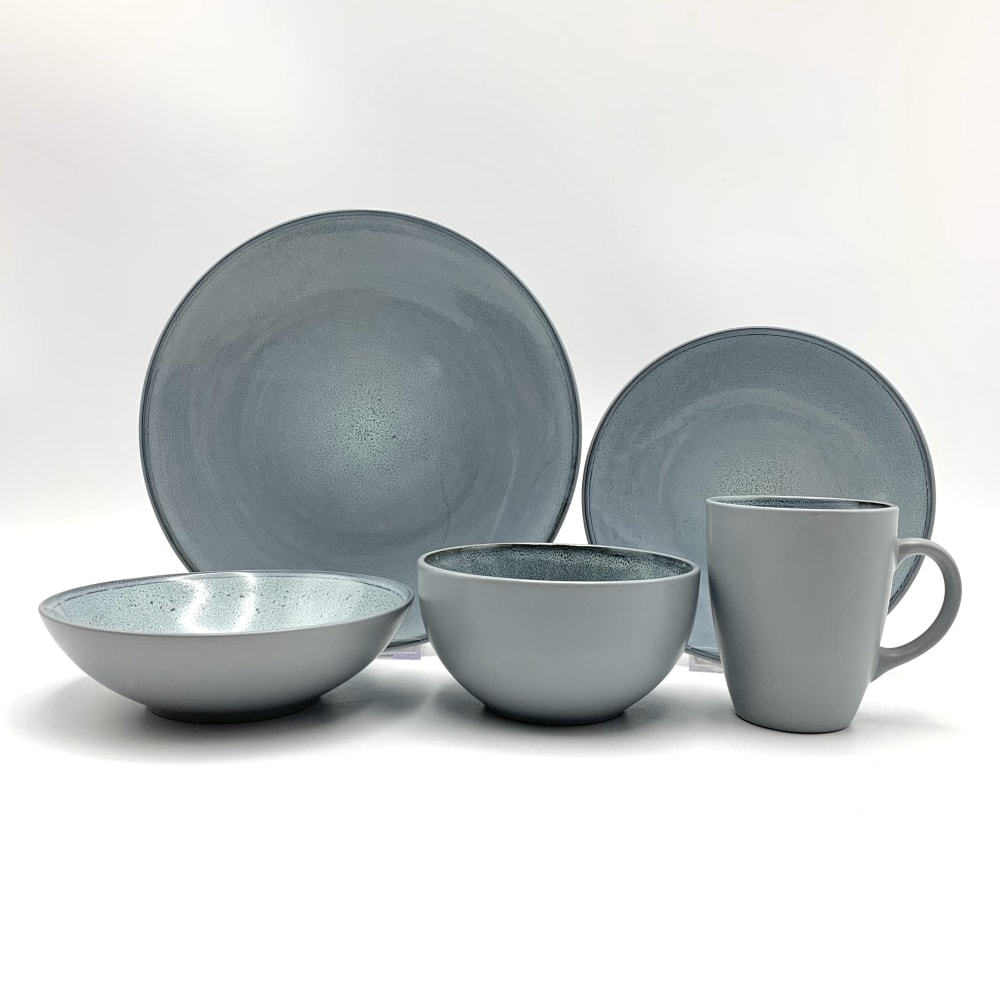 S300669 Reactive glaze Light Blue